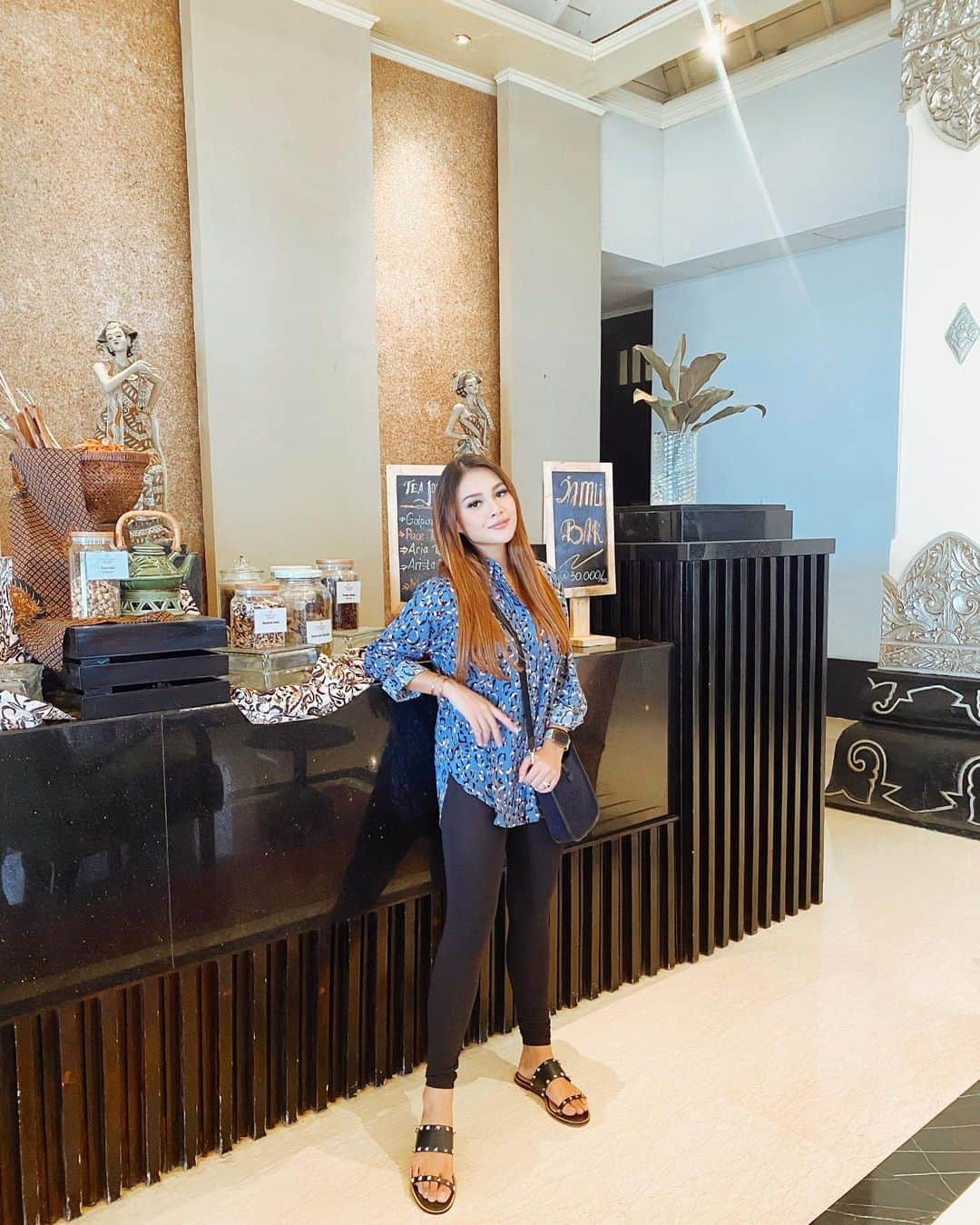 Aurelさんのインスタグラム写真 - (AurelInstagram)「Refreshing sejenaak @sheratonjogja ✨😍」7月23日 12時36分 - aurelie.hermansyah