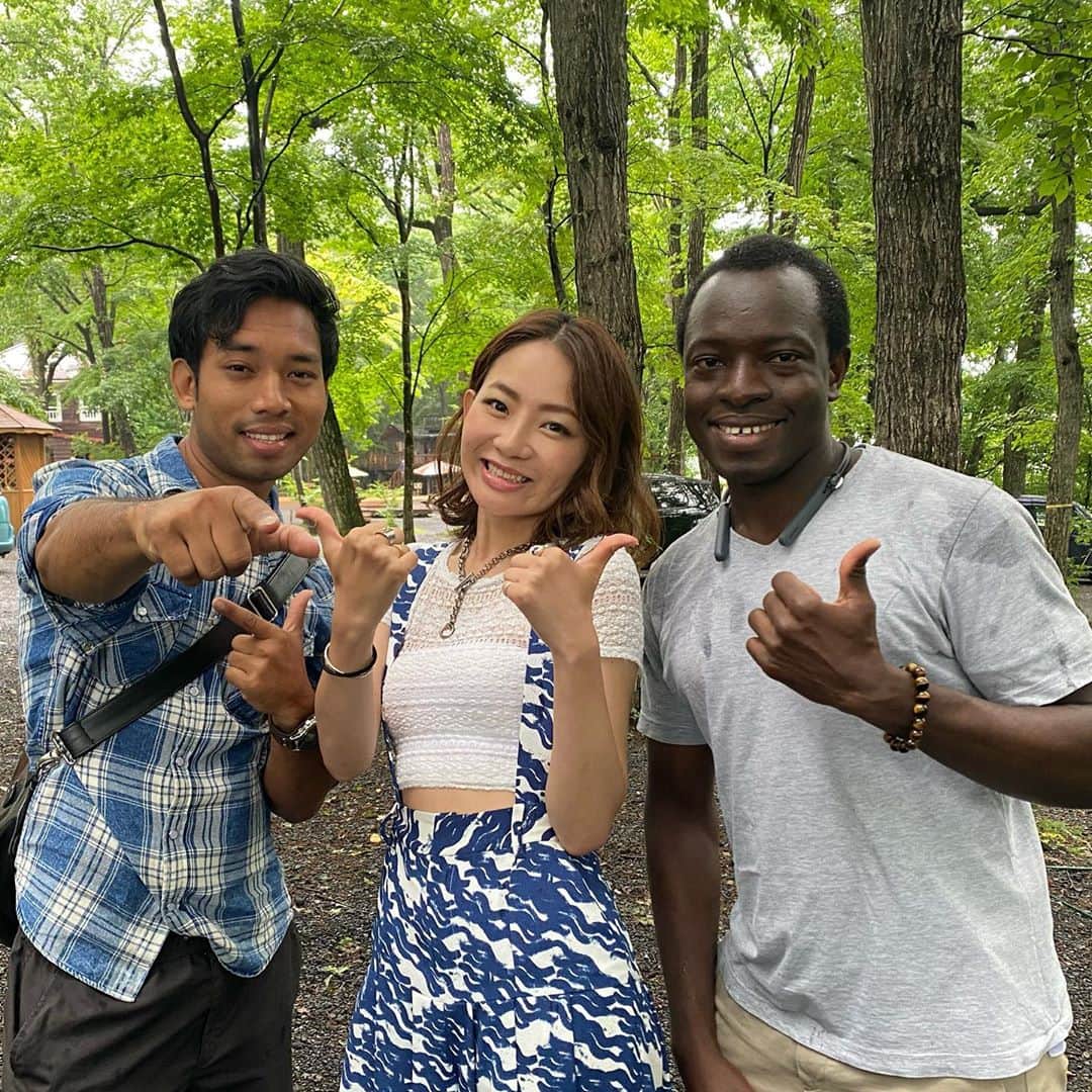 宮本美季のインスタグラム：「‪ミュージックビデオ撮影、無事終わりました❤️あらゆる奇跡が起きた撮影。出来上がりが楽しみすぎます😆妥協を一切しない熱いクルーに感謝。7／29配信シングル「Clap Snap Swing」発売！ミュージックビデオお楽しみに👍　‬ ‪#clapsnapswing #配信シングル　#宮本美季‬」