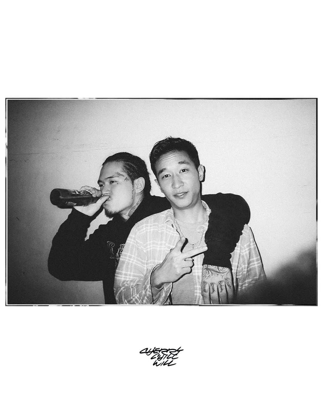 のインスタグラム：「good ol' dayz @keiju__official @yzerr_breath  photographed by cherry chill will.」
