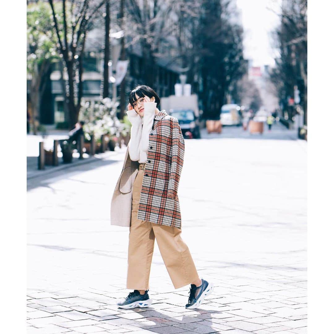 竹崎綾華のインスタグラム：「2月に撮ってもらいました。 いつもと違う雰囲気を撮りたいと言ってくださった坂功樹さん！柔らかくお洒落に撮って頂きました🤓感謝  本日は#BG身辺警護人 第6話放送です。 10分拡大スペシャル！来週放送の最終回に繋がる 見逃せない回です！熱い戦いの幕開けです。 皆さま是非よろしくお願い致します！  #誤差なし #木村拓哉　#斎藤工　#菜々緒　#間宮祥太朗 #仲村トオル　#勝村政信　#市川実日子　#道枝駿佑 #竹崎綾華」