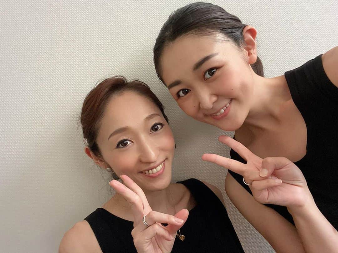 美夢ひまりさんのインスタグラム写真 - (美夢ひまりInstagram)「先日、あいさんとむーちゃんが遊びに来てくれました❤️﻿ ﻿ あいさんとは先日インスタライブをご一緒させていただきましたが、直接お会いするのは1年振りくらいでした💦﻿ ﻿ 現役時代から変わらずずっと仲良くしていただけて嬉しい(∩´ω`∩)✨﻿ ﻿ #まさかの #服が被ってる #双子コーデ　か🙈」7月23日 14時40分 - himari_miyume