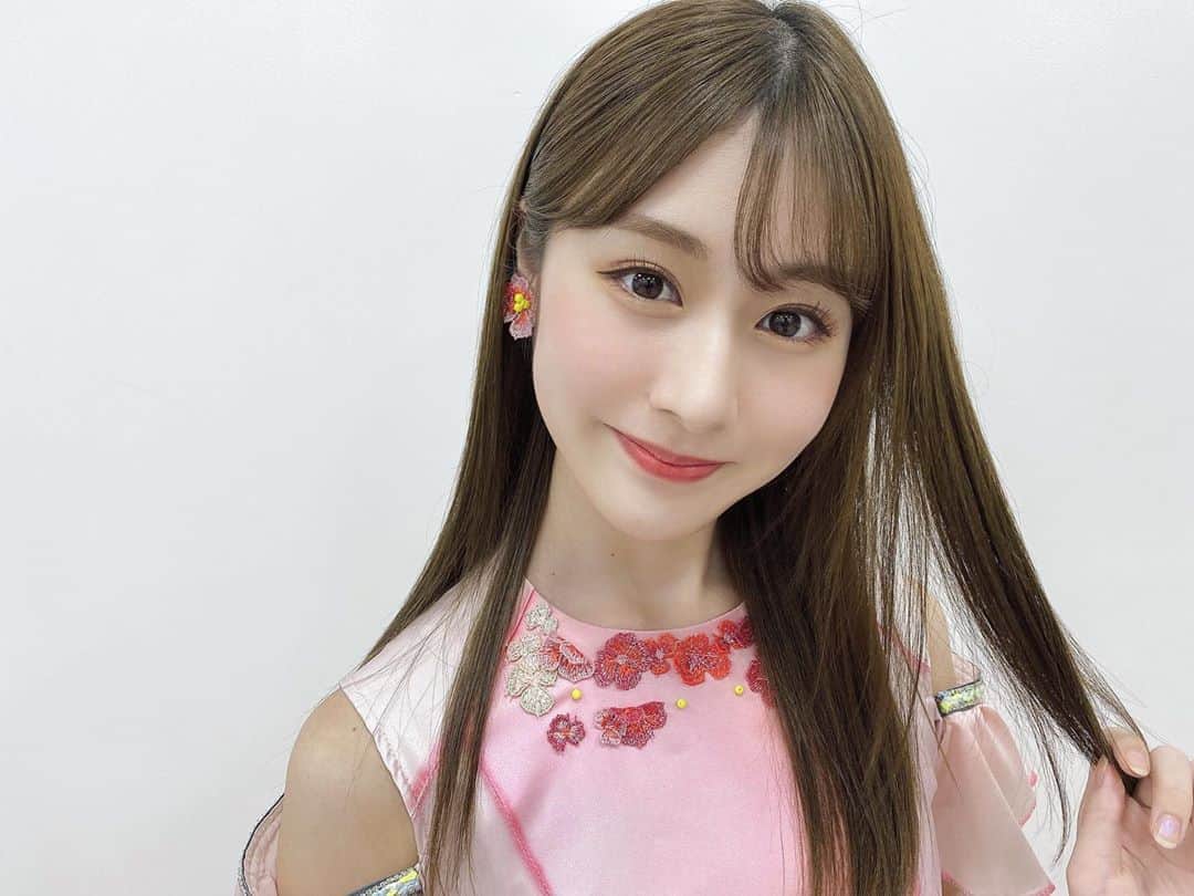 加藤美南のインスタグラム：「シャーベットピンク昨日リリースさせて頂きしました✨どんな時も温かく支えて下さった皆様のおかげで今日を迎える事ができました。本当にありがとうございます。メンバーみんなとファンの皆さんでこれからのNGT48をまたつくり上げていきたいです！ これからも宜しくお願いします。」