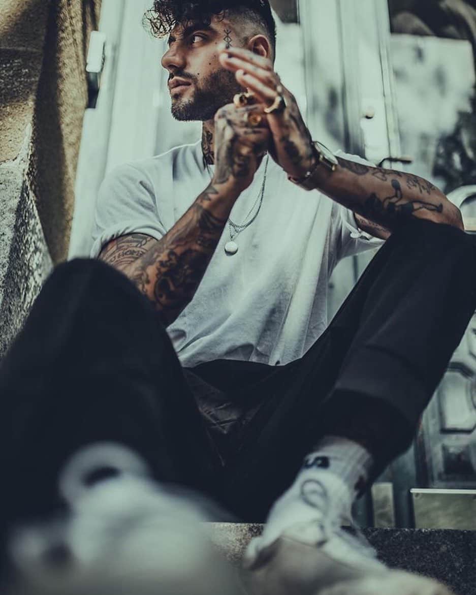 レステロッズのインスタグラム：「@tattoosbyanton // @resterods // @joeleri」