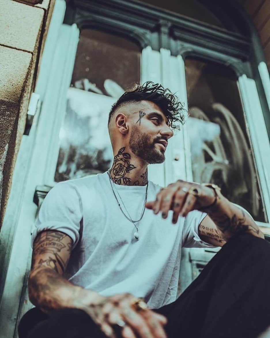 レステロッズのインスタグラム：「@tattoosbyanton // @joeleri // @resterods」