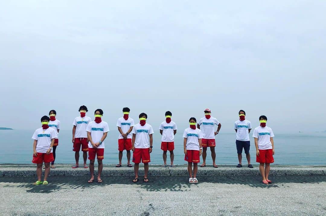飯沼誠司さんのインスタグラム写真 - (飯沼誠司Instagram)「surf patrol start!  #lsneckgaiter #lifesaver #tateyamasurfclub #館山 #千倉 #chikura  #nodd #tshirts」7月23日 16時39分 - seiji_iinuma