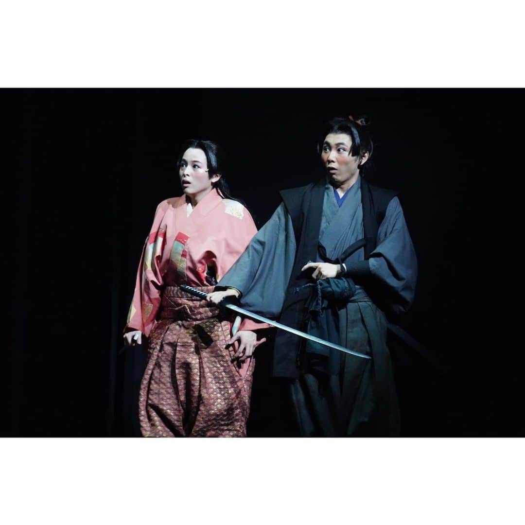 須賀健太のインスタグラム：「え、まってアンパンマンの実写化？  ゲキ×シネ『けむりの軍団』は全国の映画館で公開中！！」