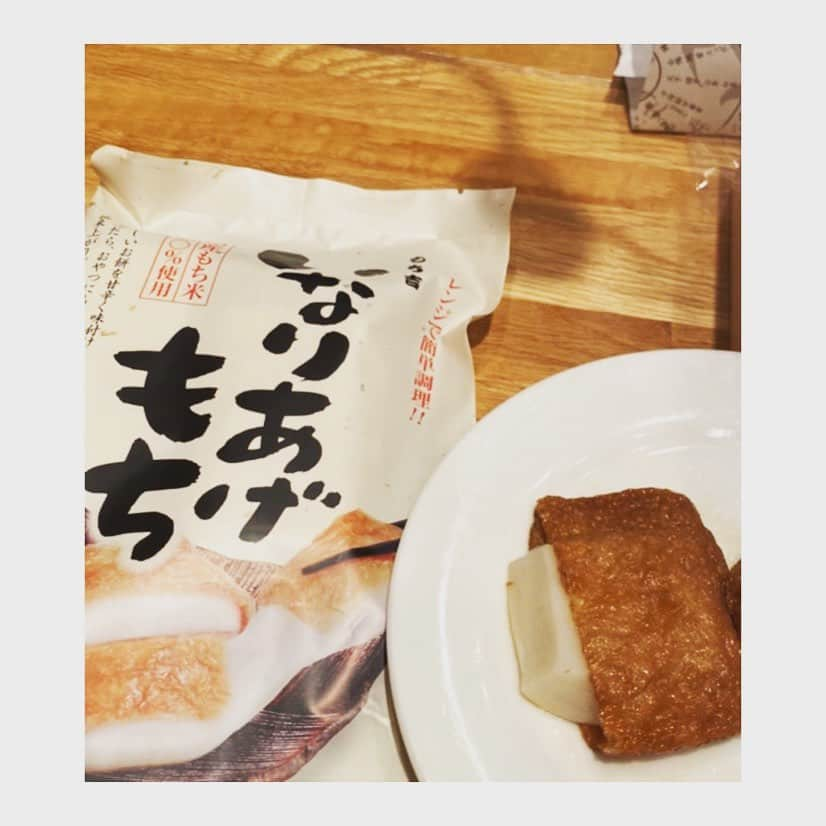 海原ともこさんのインスタグラム写真 - (海原ともこInstagram)「恒例のラジオのケータリング🤣  nextとん蝶のコーナーで食べた 稲荷、うなぎ、いなりあげもち。  どれも美味しかった✨↗️  #ギッ #オフ子 #モド男 #おいしい #30分なのに #大量 #ケータリング」7月23日 17時10分 - tomocolovesmile