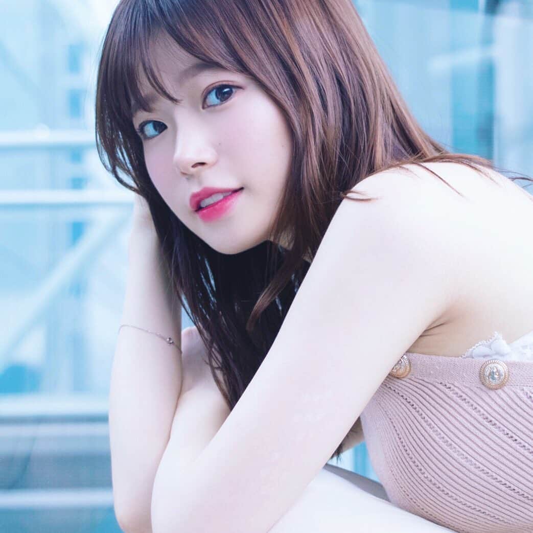黒川さくらさんのインスタグラム写真 - (黒川さくらInstagram)「これは青！、！！！！！ . . . . . . #被写体 #被写体モデル #ポートレート #ポートレート撮影 #ポートレートモデル #カメラ #ファインダー越しのわたしの世界 #girl #instagirl #lovers_nippon #as_archive  #team_jp_東 #portraitmodel #portrait #portraitphotography #model #my_eos_photo #good_portraits_japan #diary_photo_jpn  #ig_japan #worldofportraits #東京駅フォトスポット #東京国際フォーラム」7月23日 17時15分 - amei_oooka.sakura