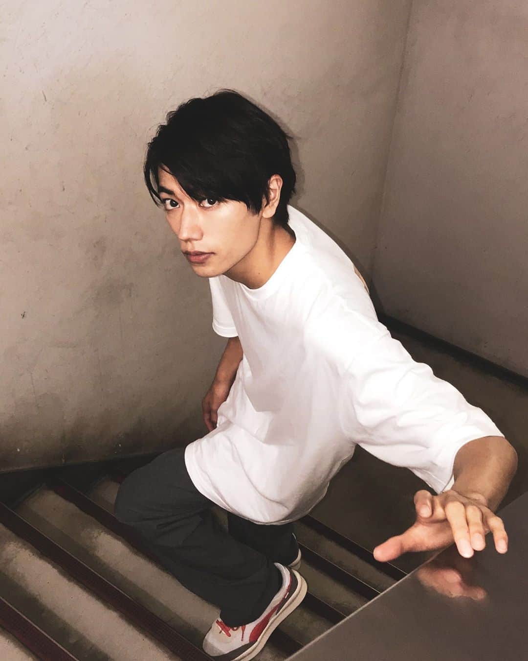 のインスタグラム：「インスタの鬼なので他撮り風写真もひとりで撮れるようになりました👏」