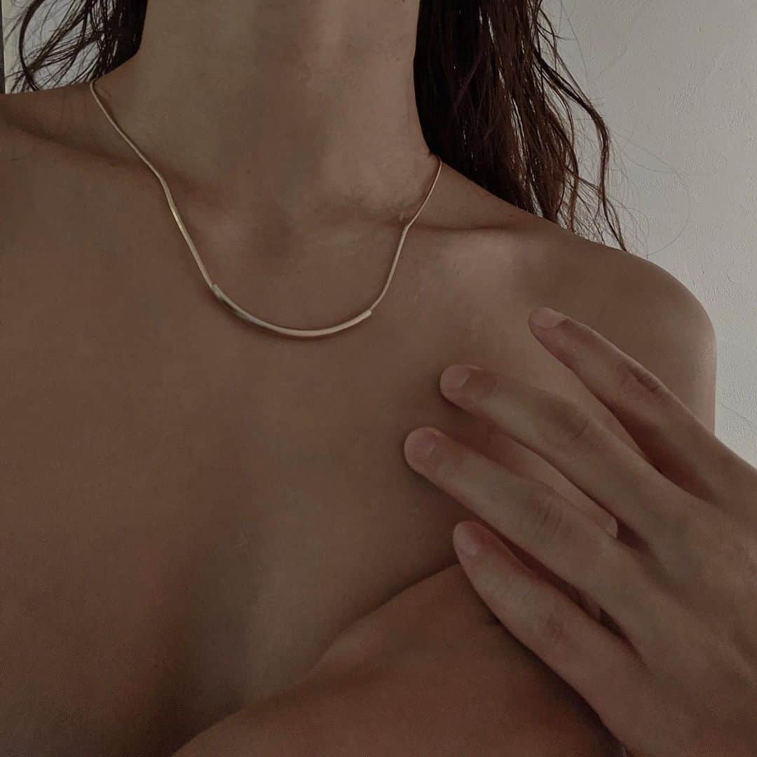 Icumi Oohamaさんのインスタグラム写真 - (Icumi OohamaInstagram)「Plate necklace (gold)﻿ ﻿ ゴールド/シルバー共に再入荷しました！﻿ 長さ調整可能なのでチョーカーや、ロングネックレスとしても使用できます。﻿ ﻿ #tres #necklace #restock #gold #silver #fashion #japan #accessory #トレス」7月23日 17時39分 - icumi___