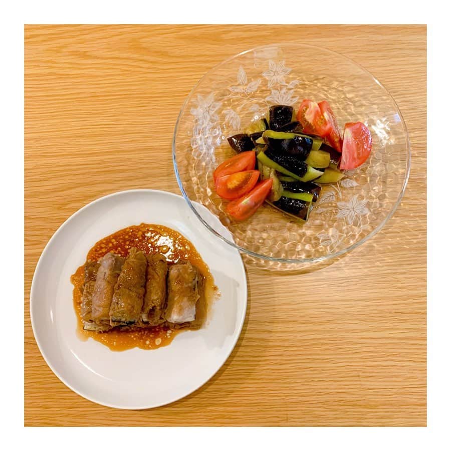 緒方桃子さんのインスタグラム写真 - (緒方桃子Instagram)「* こんばんは。  『かごしま4』コハシヒロミ先生の 簡単！レンチンレシピから 「レンジで作る ナスの軽い揚げ浸し」 「ナスの豚肉ロール とろみオイスターソースで」 の2品を作りました。 揚げ浸しにはトマトも入れてみました🍅 とっても簡単で美味しかったです。 レシピは「かごしま4 レシピ」で検索後、 「レンチンレシピ」のコーナーをご覧ください。  7/9投稿のラザニア、私は餃子の皮を使いましたが、 バリラのパスタは城南町のAプライスに売っているかも！ とコハシ先生に教えていただきました☺️ 今度再チャレンジしたいです。 .」7月23日 17時53分 - momokoogata0403