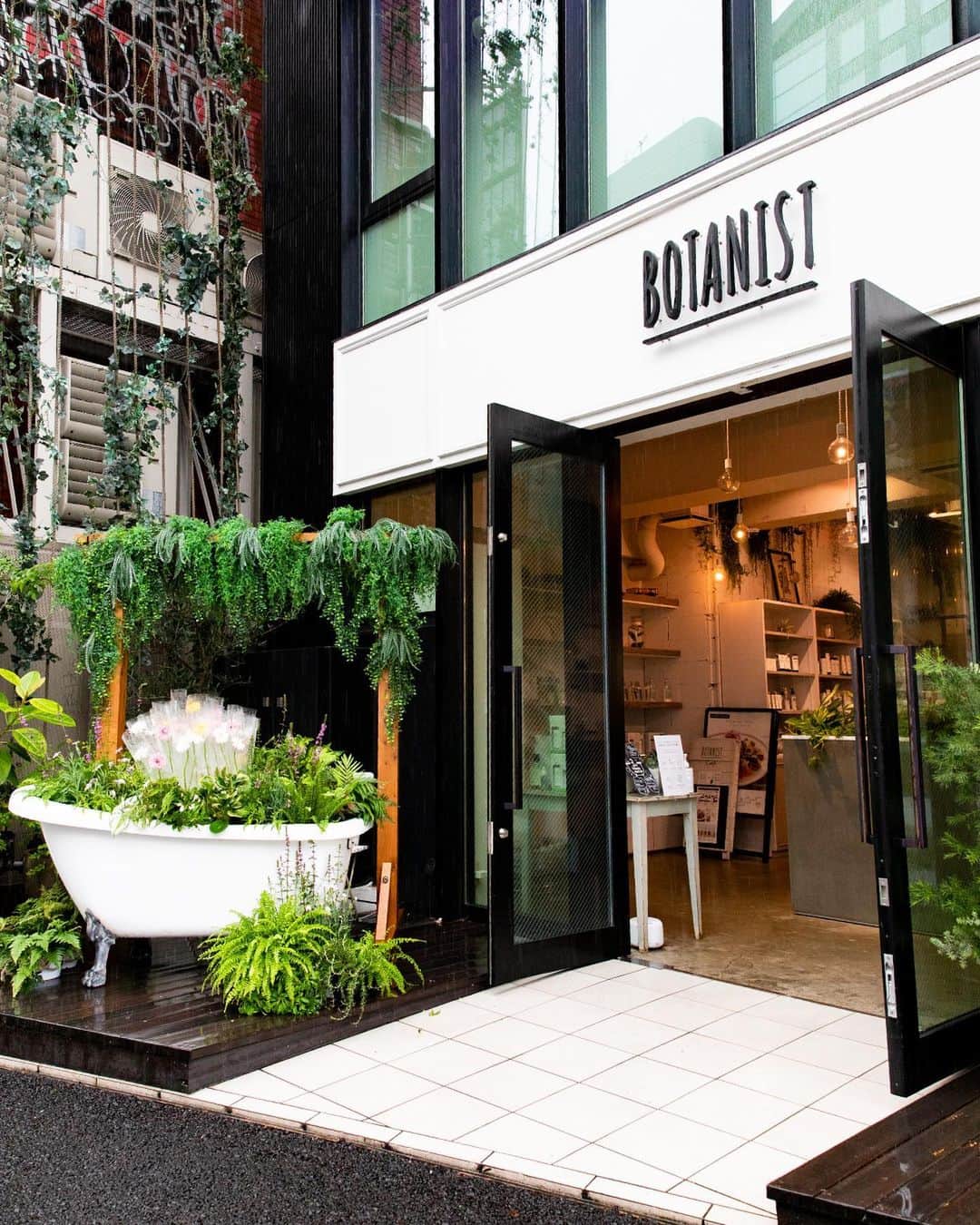botanist officialのグルメインスタ