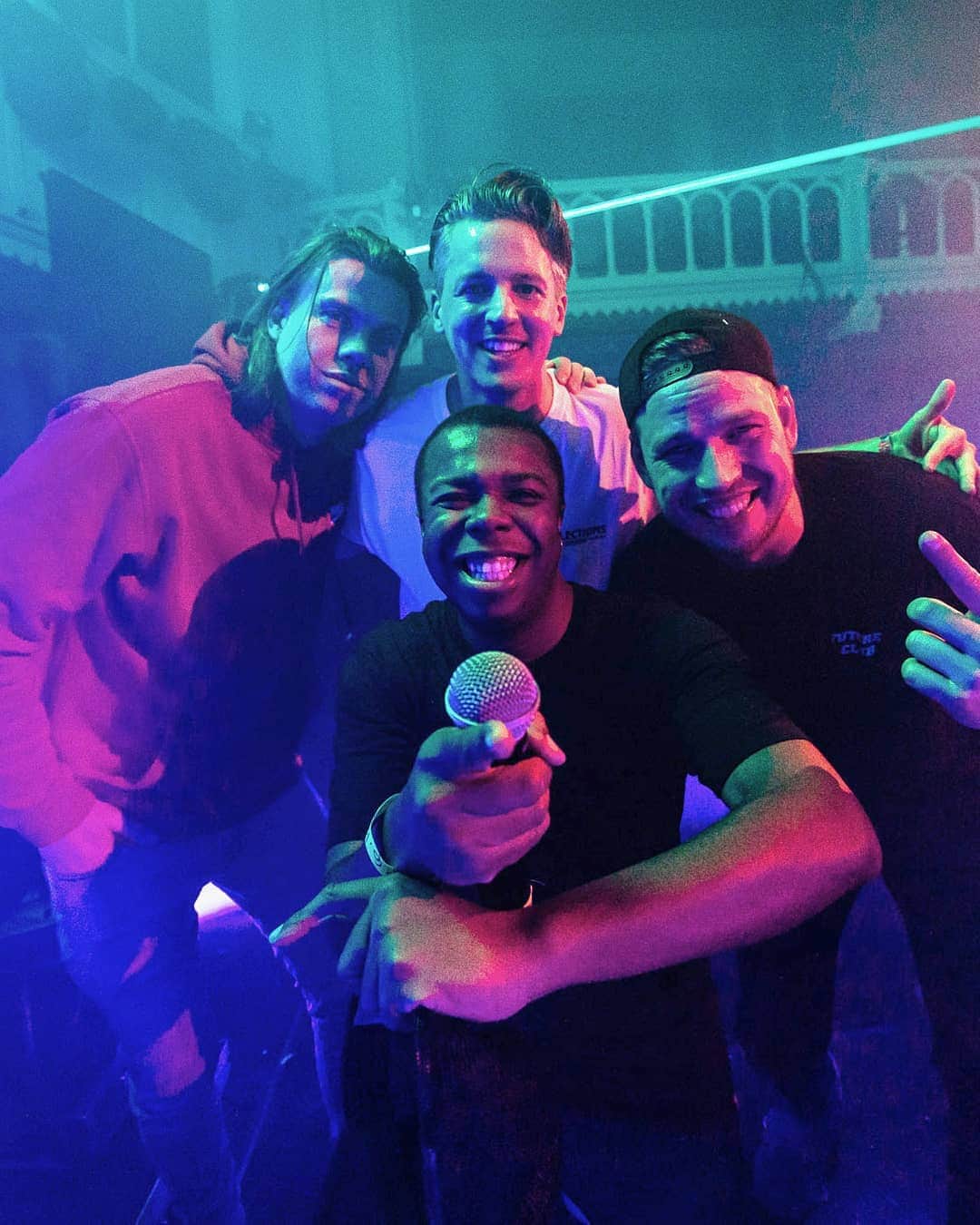 Spinnin' Recordsさんのインスタグラム写真 - (Spinnin' RecordsInstagram)「Throwback to Spinnin's 20 Years Anniversary party and missing the #SpinninFamily ❤️ ￼ What was the best party you've attended last year?  #BingoPlayers #Firebeatz #MCIceman  #SpinninRecords - @bingoplayers @firebeatz @iceman」7月23日 18時24分 - spinninrecords