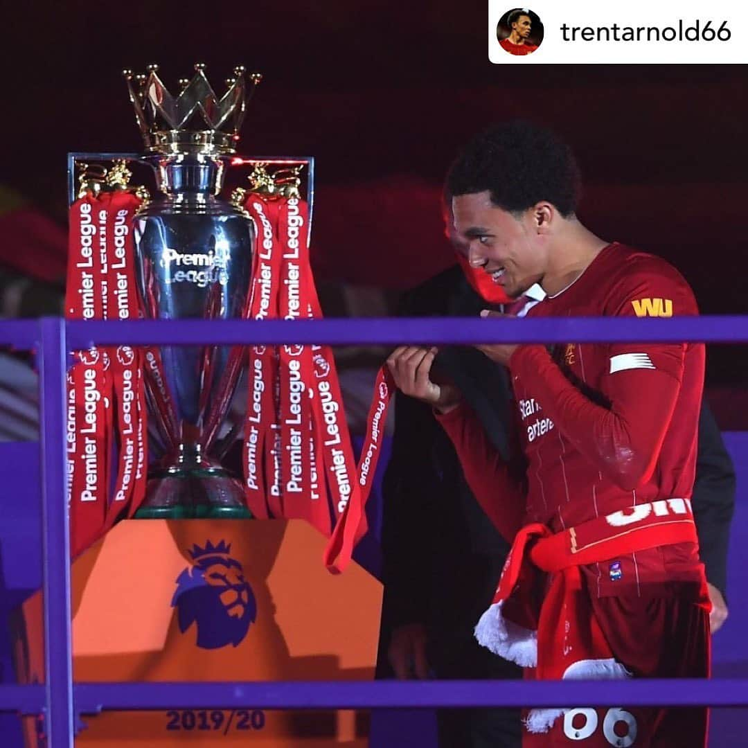 サッカー イングランド代表チームさんのインスタグラム写真 - (サッカー イングランド代表チームInstagram)「A special night for our @liverpoolfc #ThreeLions. Congratulations, lads! 🏆」7月23日 18時19分 - england