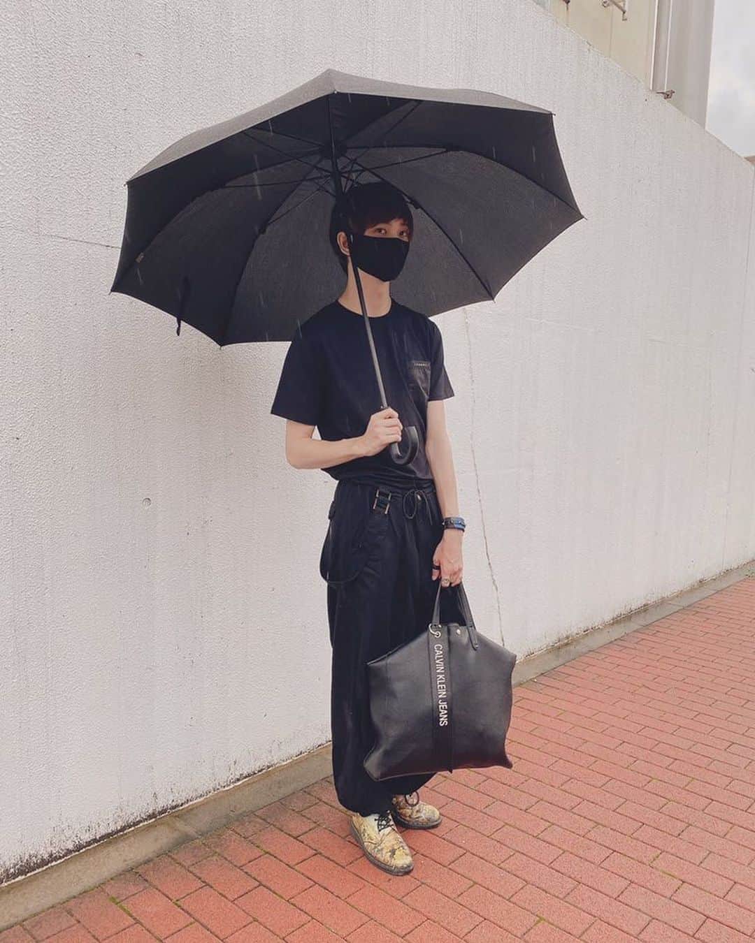 のインスタグラム：「#instagood #black #本日のコーデ」