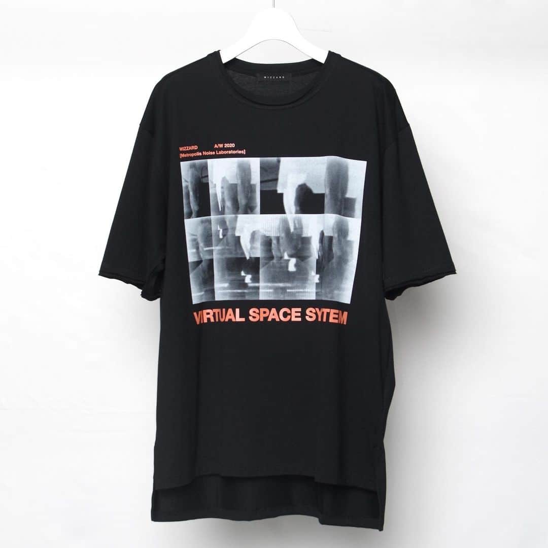 ウィザードのインスタグラム：「2020 FALL WINTER COLLECTION “Metropolis Noise Laboratories"  Delivery  Start.  GRAPHIC T-SHIRTS "VIRTUAL SPACE SYSTEM"  In Stock.  https://wizzard.stores.jp/  #wizzard_fac #wizzard #fashion #tokyofashion #streetfashion #fashionphoto #designersbrand #domesticbrand #mensfashion #2020AW」