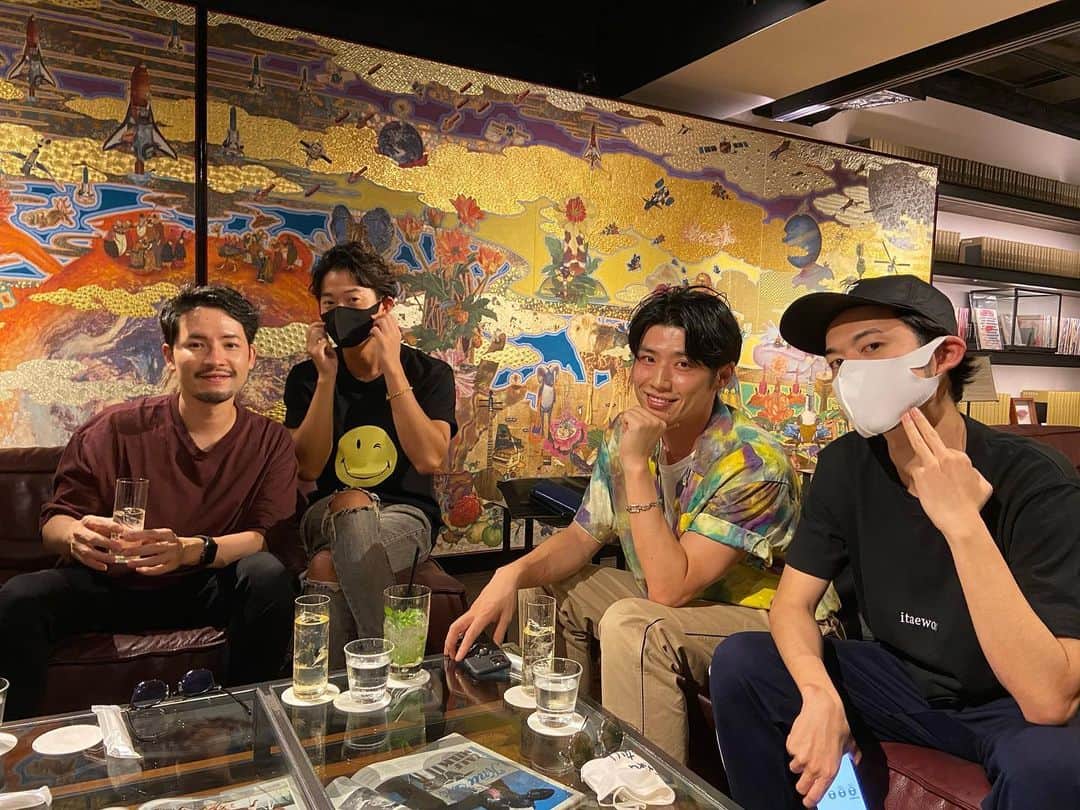 新野俊幸さんのインスタグラム写真 - (新野俊幸Instagram)「最近よく一緒にご飯する」7月23日 19時00分 - niinotoshiyuki