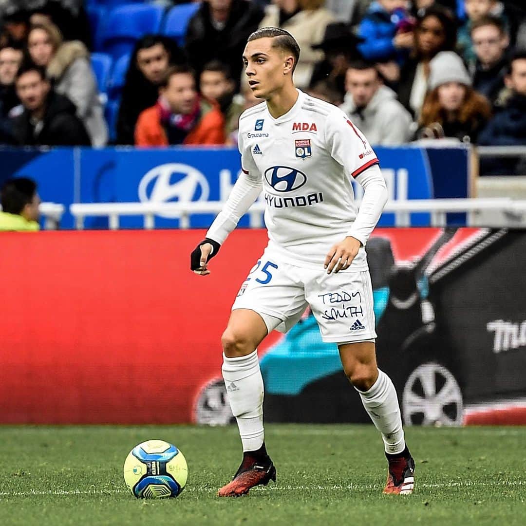 リーグ・アンさんのインスタグラム写真 - (リーグ・アンInstagram)「🥇 @psg 🥈 @staderennaisfc  🥉 @ol   La @fff a dévoilé le classement des centres de formation des clubs professionnel, et voici le podium 👀👏   The @fff has revealed their rankings of the professional clubs’ academies, and here is the top three 👀👏 • • #Ligue1UberEats #PSG #ParisSaintGermain #SRFC #StadeRennais #OL #OlympiqueLyonnais #FFF #FederationFrancaisedeFootball」7月23日 19時14分 - ligue1ubereats