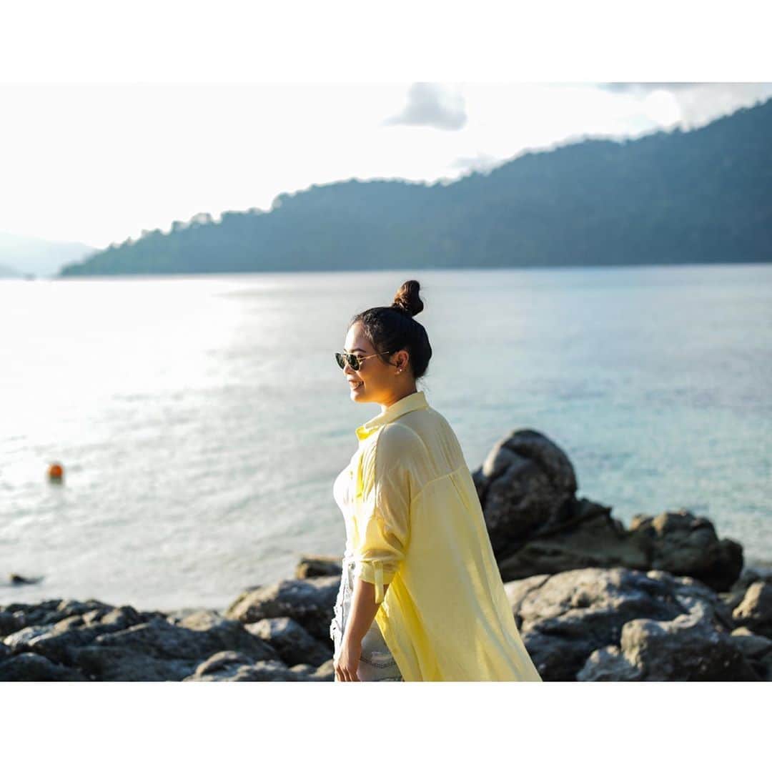 モリヤ・ジュタヌガーンのインスタグラム：「Cr : @kiradech_arm #momoriya #KohLIPE」