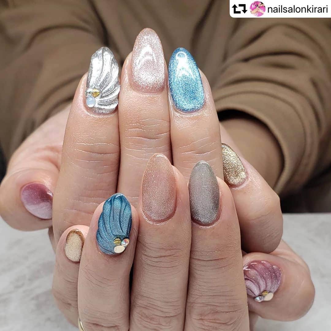 Icegel Nailさんのインスタグラム写真 Icegel Nailinstagram 아이스젤 별빛네일 로 조개네일 쉘네일 만들기 발색짱 반짝임 짱 별빛네일 베이스 위에 솔리드젤 로 입체감 있게 쉘모양을 만들어보세요 Repost Nailsalonkirari お客様ネイル