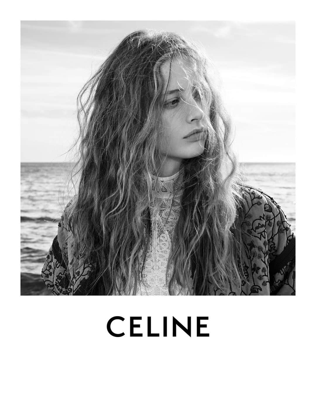 Celineさんのインスタグラム写真 - (CelineInstagram)「CELINE WINTER 20 PART 1 CELINE EMBROIDERED VICTORIAN BLOUSE   COLLECTION AVAILABLE NOW IN STORE AND AT CELINE.COM   ANNA FRANCESCA PHOTOGRAPHED BY @HEDISLIMANE IN SAINT-TROPEZ IN NOVEMBER 2019   #CELINEBYHEDISLIMANE」7月19日 23時23分 - celine