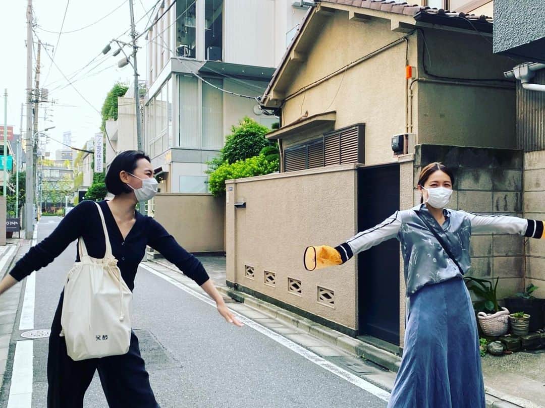 犬山紙子さんのインスタグラム写真 - (犬山紙子Instagram)「ソーシャルディスタンスちゃんと守る。」7月19日 23時34分 - inuyamakamiko