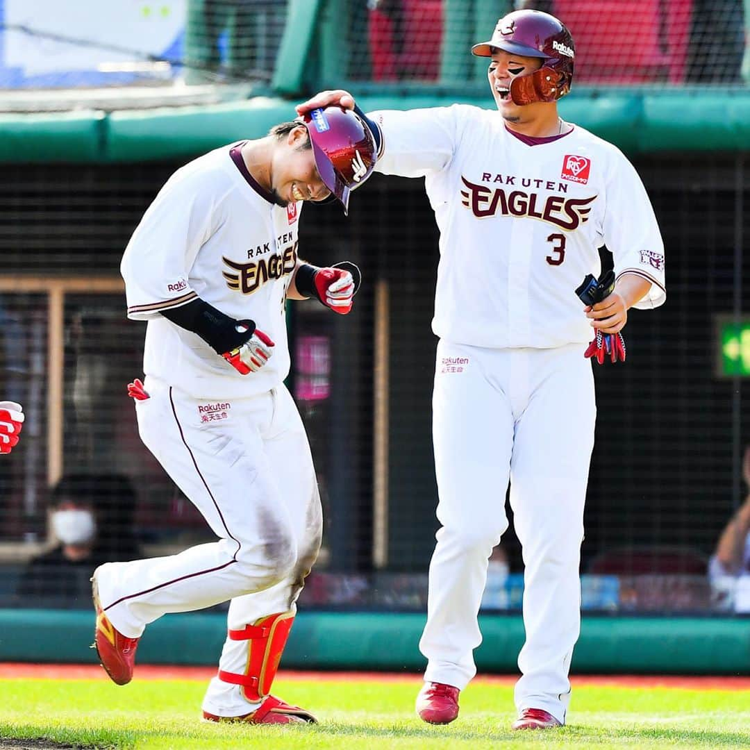 東北楽天ゴールデンイーグルスさんのインスタグラム写真 - (東北楽天ゴールデンイーグルスInstagram)「⚾️ ⚾️E 9-5 L⚾️ 7回に浅村選手の2点タイムリーで同点に追いつくと さらにチャンスで内田選手が決勝グランドスラム‼️‼️ 連敗ストップで今カードを3勝2敗としました✨✨ 投げては3回途中から安樂選手、宋選手、 ブセニッツ選手、辛島選手、森原選手が無失点リレー💯 #rakuteneagles #NOWorNEVERいまこそ #日本一の東北へ  #内田靖人 #浅村栄斗 #ブセニッツ #alanbusenitz  #写真もイープレで」7月19日 17時20分 - rakuten_eagles