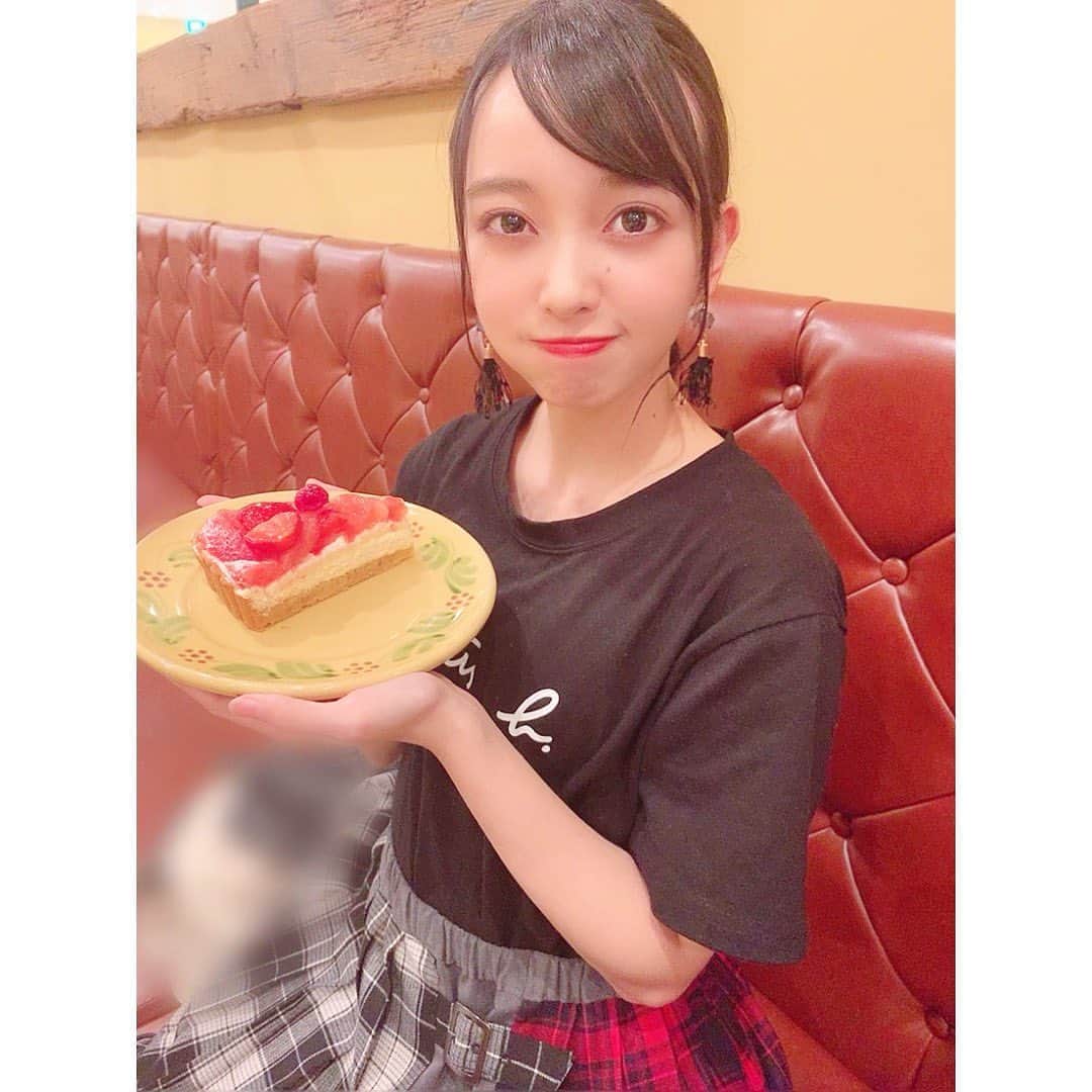 石田みなみのグルメインスタ