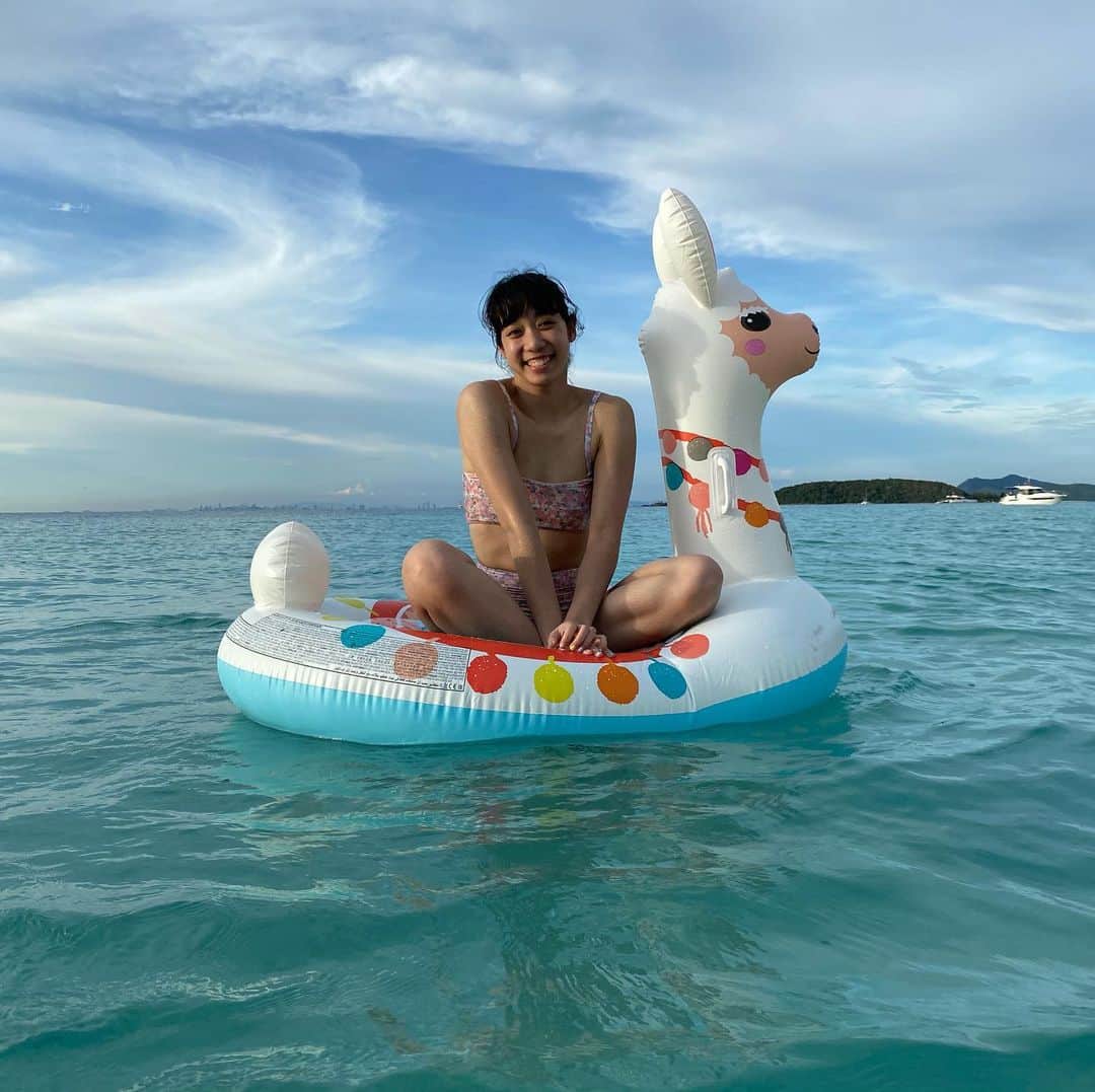 シータ・ラムサムのインスタグラム：「🏝แก๊ง 3 ซ่า x Pattaya🦙」