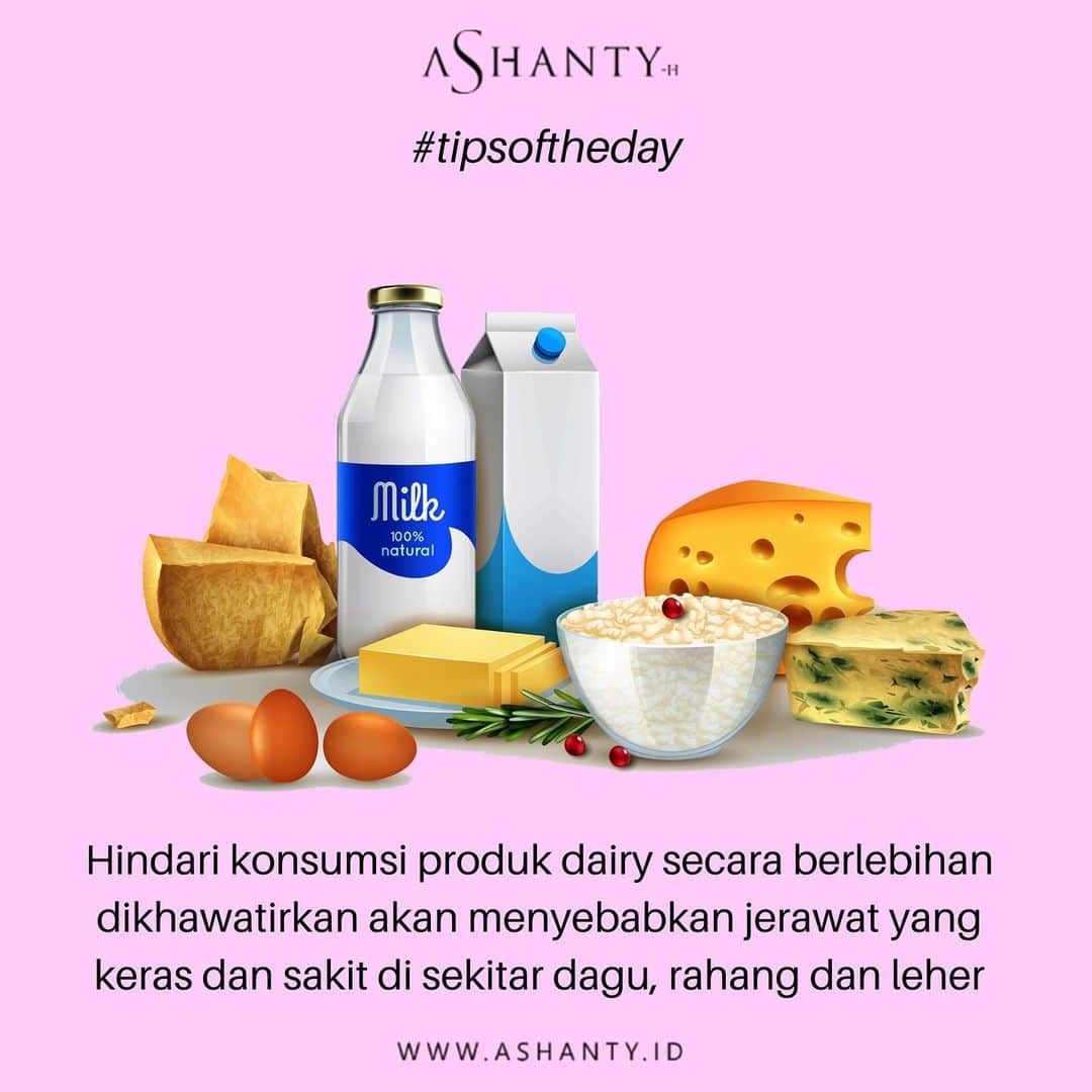 ASHANTY BEAUTY CREAM OFFICIALのインスタグラム：「Hindari konsumsi produk dairy secara berlebihan dikhawatirkan akan menyebabkan jerawat yang keras dan sakit di sekitar dagu, rahang dan leher ✨  Dapatkan kulit sehat, cerah dan berseri dengan rutin menggunakan skincare by @ashantyid 🌸  _____________________________ Informasi dan pemesanan  Ashanty Beauty Cream Chat Via WA : WA: 081293823950 WA: 087778489900 WA: 085781140354 WA: 081287388885 ⚡️ Fast Respons Click Link On Bio Instagram @ashantyid ❣️ ______________________________ #ashantybeautycream #creamashanty #skincareashanty #skincare #skincareartis #skincarelokal #creamwajah #creamperawatanwajah #obatjerawat #jerawat #kosmetik #krimwajah #creamwajah #whiteningcream #ashantyid #ashanty #ahha #kepastian #aurelhermansyah.」