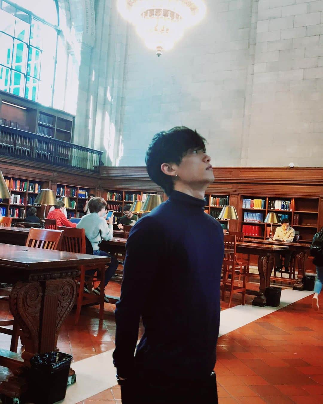 ヤマカイのインスタグラム：「NYPL . . #throwback  . #ny #library #maleballetdancer #art #artist #dancer #youtuber #ニューヨーク #図書館　#アメリカ　#texas #アート #アーティスト　#芸術　#写真 #japanese」