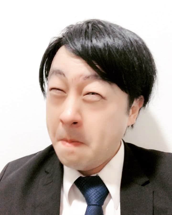 のインスタグラム：「堺雅人です。  本日、21時から半沢直樹！！  絶対に観るんです！  みないと〜〜〜.....  #堺雅人 #本日 #21時から #半沢直樹 #楽しみすぎる #やられたらやり返す #倍返しだ #10倍返しだ #1000倍返しだ #10000倍返しだ #100000倍返しだ #1000000倍返しだ #10000000倍返しだ #100000000倍返しだ #1000000000返しだ #10000000000返しだ #100000000000返しだ #TUTAYAでレンタル1泊2日返しだ #好きな妖怪は枕返しだ #フライパン返しだ」
