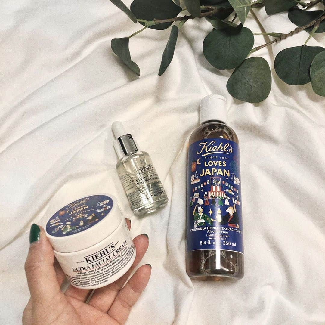 阿部紫夕那さんのインスタグラム写真 - (阿部紫夕那Instagram)「. @kiehlsjp のスキンケア使ってみてるんだけど すごい良い〜😍 化粧水がさっぱりしてて夏にぴったり✌️ 保湿クリームは本当に肌柔らかくなる！ もっと早めに出会いたかった😂（笑） . しかも今パッケージが夏祭り仕様になってて キールズのHPでもe-夏祭りやってて 今年は夏祭り行けなさそうだからそれで 夏祭り気分味わってきた😂👍 ゲームが何個かあったよ！ . #キールズラブズジャパン #キールズ #kiehls #スキンケア #化粧水 #美容液 #保湿クリーム」7月19日 20時00分 - shunatan317