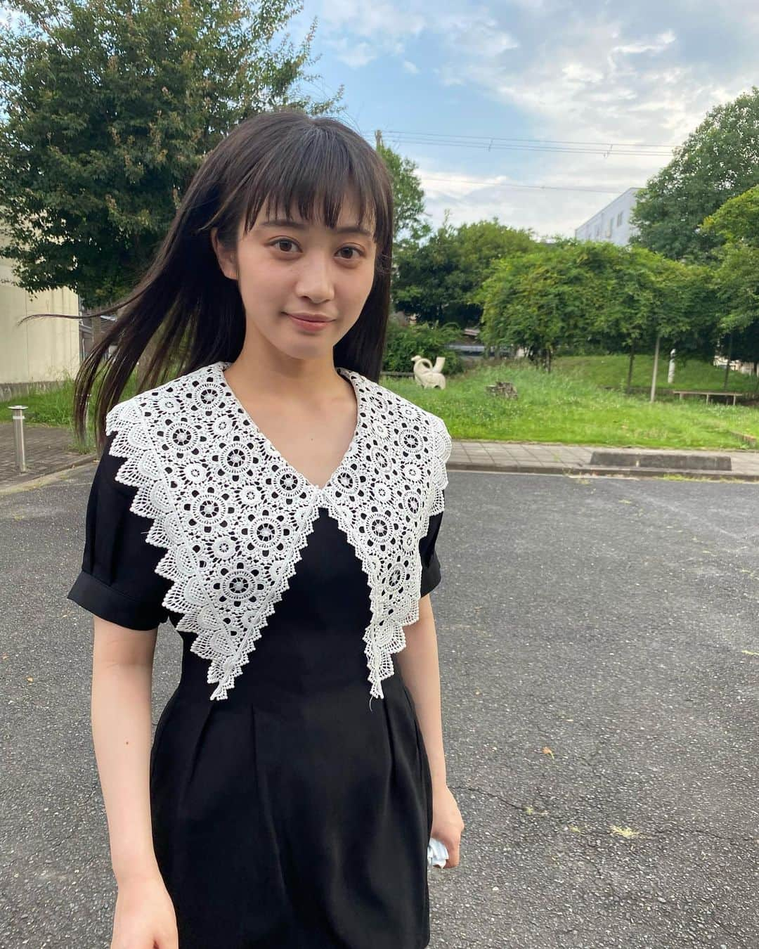 川上千尋さんのインスタグラム写真 - (川上千尋Instagram)「新しいワンピース👗﻿ マスク片手に記念写真撮りました（笑） ﻿ やっぱり私は襟とレースが付いてる服が好きみたい。﻿ ﻿ すごい形可愛いからみんなに私の所まで見に来て欲しい😫♡ ﻿ ﻿ 今日の　#ちひコーデ　﻿ one-piece: @runn_official」7月19日 20時04分 - this_chihhi