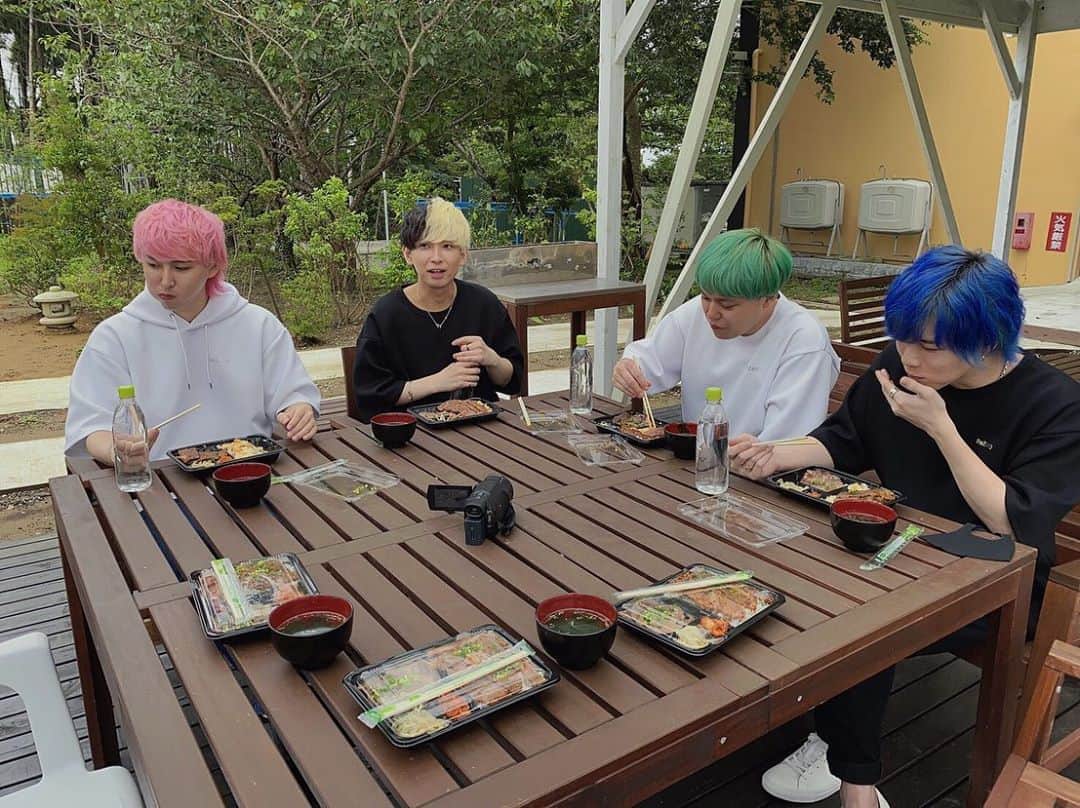 Hikaru（ヒカル）さんのインスタグラム写真 - (Hikaru（ヒカル）Instagram)「自然に囲まれた食事は最高です」7月19日 21時03分 - tadanokarisuma