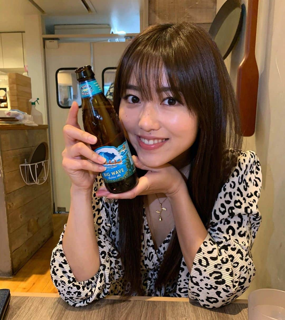 KOUMIさんのインスタグラム写真 - (KOUMIInstagram)「. 君しかいない . . . #konabeer#hawaiian#love#bigwave#コナビール#ハワイアン#ビール女子#🍺#🌺」7月19日 21時17分 - iamkoumikolme