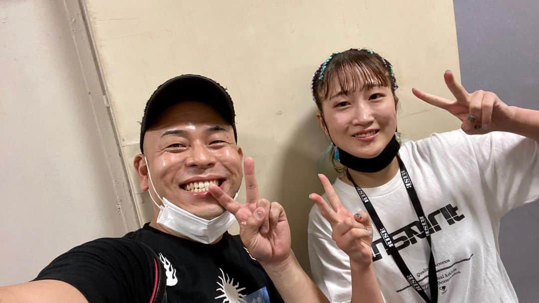 グッティーさんのインスタグラム写真 - (グッティーInstagram)「ㅤ  ㅤ 「日葵ちゃんと、ナイス "プロ14勝目" セルフィー！！日葵ちゃん、進化してる！！次戦も超絶楽しみだ！！」 ㅤ ㅤ #寺山日葵 選手 #TEAMTEPPEN #RISE140 #ナイスセルフィー #グッティー写真」7月19日 21時19分 - gutty_bigsmile31