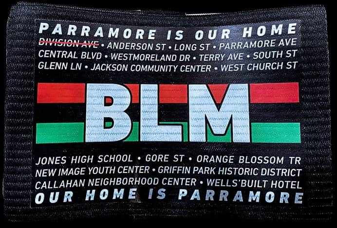 Major League Soccerさんのインスタグラム写真 - (Major League SoccerInstagram)「#BlackLivesMatter ✊🏽✊🏾✊🏿 These Captain’s armbands were designed with the collaboration & support of Black players from each team.」7月20日 8時09分 - mls