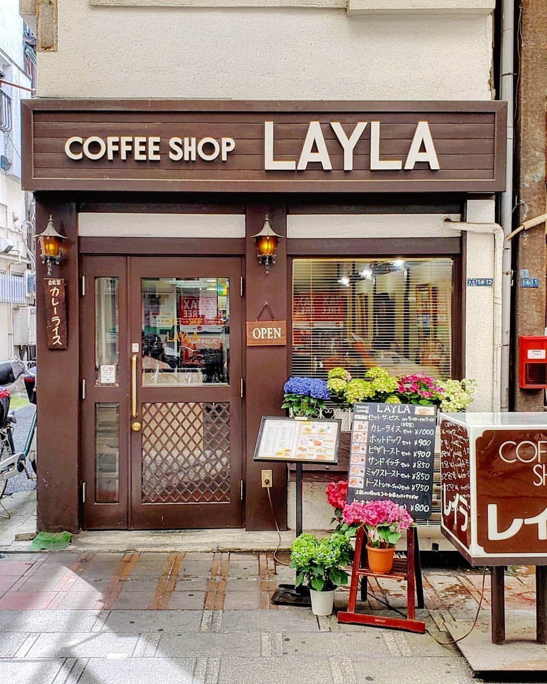 CAFE-STAGRAMMERのグルメインスタ