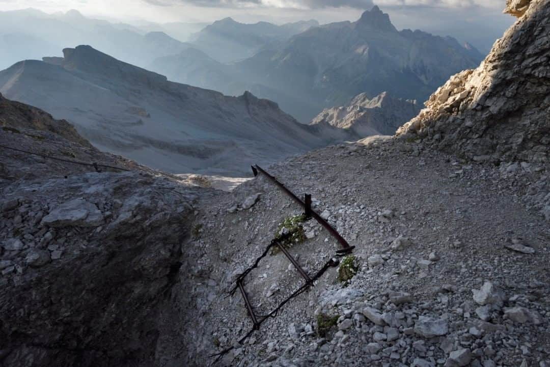 National Geographic Travelさんのインスタグラム写真 - (National Geographic TravelInstagram)「Photo by Robbie Shone @shonephoto  High in the wilderness of the Dolomites, the Ivano Dibona via ferrata is a restored historical route that was used by Italian troops during World War I. Very little of the original cableway remains today.」7月20日 9時05分 - natgeotravel