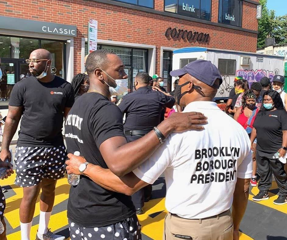 さんのインスタグラム写真 - (Instagram)「Peaceful protest in Brooklyn was a Success no violence just love ! Thank you to everyone who showed up and supported the movement you guys was amazing #PeaceWalk #SaveOurKids #Freedom」7月20日 0時37分 - tajgibson