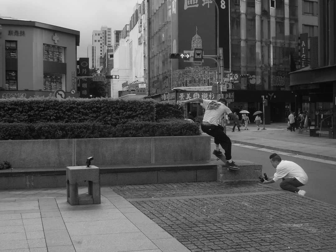 クーピーのインスタグラム：「Bully  　　　　 @jdohrs  　　　　 @victoria.hk」