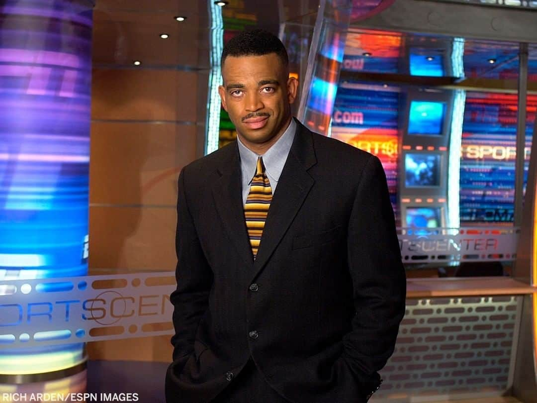 espnさんのインスタグラム写真 - (espnInstagram)「Remembering Stuart Scott on what would have been his 55th birthday. We miss you.」7月20日 0時54分 - espn