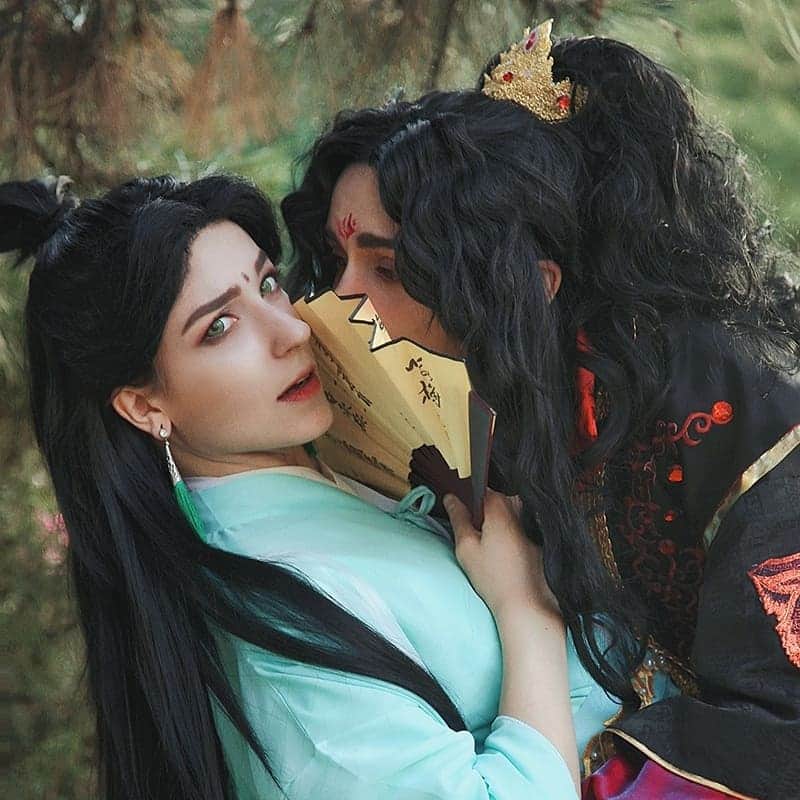 Gesha Petrovichさんのインスタグラム写真 - (Gesha PetrovichInstagram)「Finally totally recovered and ready to work) Actually soon open OnlyFans 😏 🐕Scum villain self saving system 🥒 Shizun by @cain_reliant Me as Luo Binghe Wig by @geshacos」7月20日 1時34分 - petrovichgesha