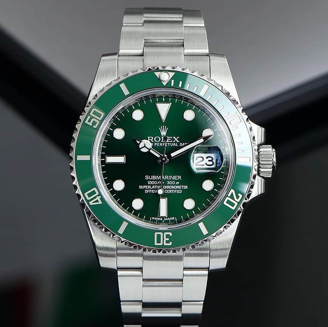 Daily Watchさんのインスタグラム写真 - (Daily WatchInstagram)「The magical green Rolex Submariner Date Ref 116610LV. Better known as the “Hulk” ✅ Content by @rolexdiver」7月20日 4時20分 - dailywatch