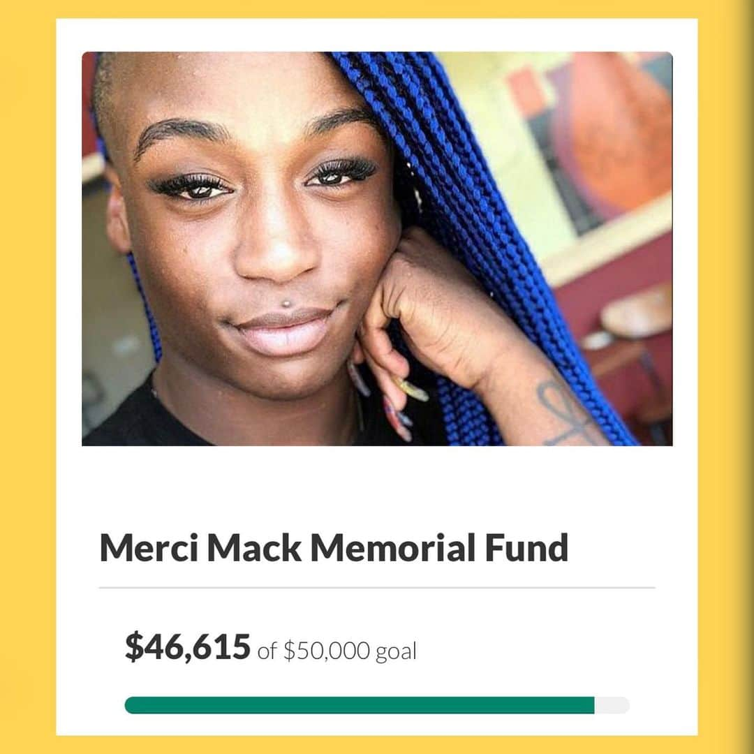 レナ・ダナムさんのインスタグラム写真 - (レナ・ダナムInstagram)「RIP Merci Mack. ❤️ This story breaks my heart as it reminds us that our Black trans sisters remain in danger. Merci’s death is believed to be at least the 18th known violent death of a transgender or gender non-conforming person this year in the U.S. That number is unacceptable and we need to hold it in our minds as we continue to ask officials to invest in protecting Black trans lives. If you can, please join me in donating to support Merci’s family. Their daughter loved baking cookies at home, relaxing in her hot tub and going to work at a local restaurant. They have lost a fully formed woman- let’s ease that burden in whatever way we can. The link is in my bio. Thank you to @glits_inc for banding us together to support this family! #JusticeForMerciMack #Blacklivesmatter #Blacktranslivesmatter.⁣ --⁣ #Repost @glits_inc:⁣ On June 30th, Merci Mack, a 22-year-old Black transgender woman was killed in Dallas, Texas. Merci was adored by her friends and had a loving and supportive family, who are deeply heartbroken and are asking for support during this difficult time. @glits_inc and @queerart have teamed up to launch this campaign and fundraise $50K for Merci’s family. ⁣⁣⁣ ⁣⁣⁣ Merci’s loved ones should not have to worry about bills or rent while grieving such a traumatic loss, and they should have everything they need to recover long-term and seek justice for Merci. All funds collected through this fundraiser will be withdrawn to Merci's sister. There’s no time to waste, help us raise $50K within 48 hours—link is in my bio!⁣⁣⁣ ⁣⁣⁣⁣⁣⁣⁣ Here’s what you can do:⁣⁣⁣⁣⁣⁣⁣ 1. Donate⁣⁣⁣ via link in my bio⁣⁣⁣⁣ 2. Use the fundraising toolkit (bit.ly/merci-toolkit) to commit to fundraising at least $500 TODAY through your networks. Post a call to action on your page, swap your link in bio, and start raising money. ⁣⁣⁣⁣ 3. Slide into the DMs, make direct asks to your friends to donate and share. Target people with larger platforms on social media and encourage them to signal boost. You can even ⁣⁣⁣share this post we already made. Easy!⁣⁣⁣⁣ 4. Comment and tag at least three people and encourage them to plug in. ⁣⁣⁣⁣⁣⁣⁣ ⁣⁣⁣ #blacktranslivesmatter #mercimack」7月20日 5時19分 - lenadunham