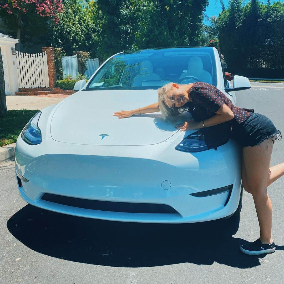 ジョーディン・ジョーンズさんのインスタグラム写真 - (ジョーディン・ジョーンズInstagram)「Model Y Performance baby!!!!!」7月20日 5時48分 - jordynjones