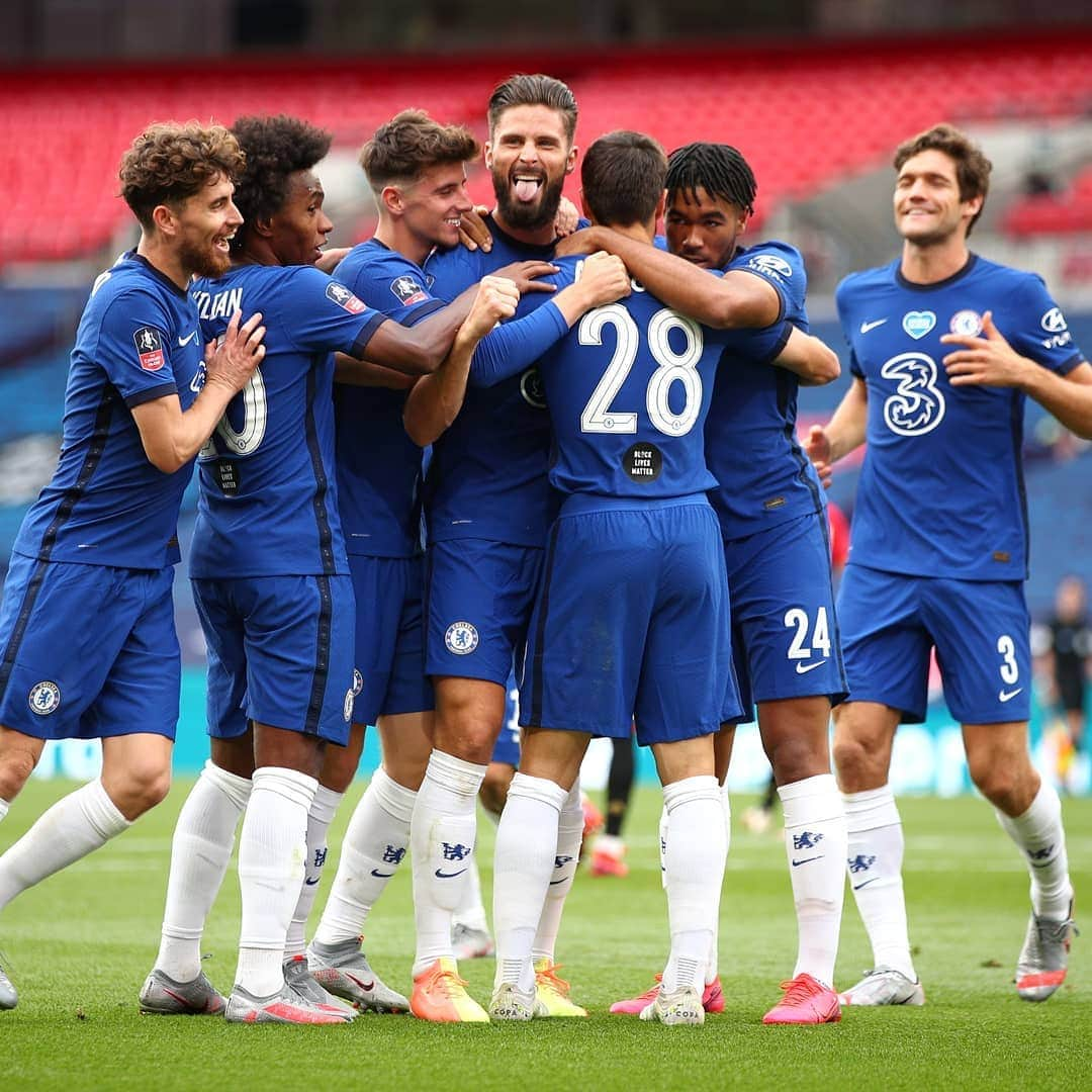 ウィリアンさんのインスタグラム写真 - (ウィリアンInstagram)「FA Cup final, here we come!!! 💪🏾💙🏟 #facup #final #CFC #comeonchelsea #wembley #w109sel」7月20日 6時12分 - willianborges88