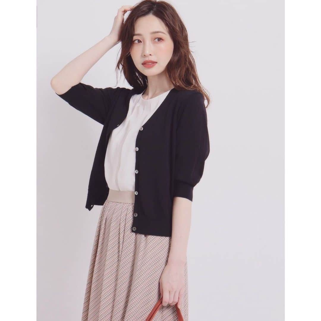 沢田ゆうのインスタグラム：「early autumn🦢👜🤎 @reflect_kobe_official #reflect ♡」