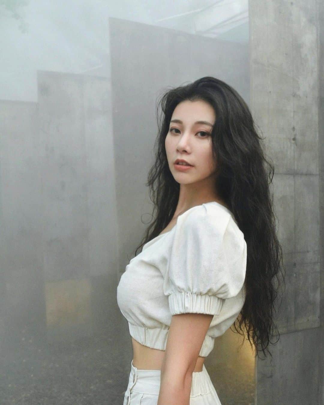 張香香のインスタグラム：「山中女鬼系列👻」